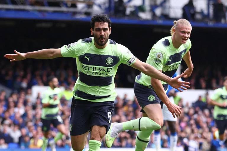 Goleada acerca al Manchester City al título