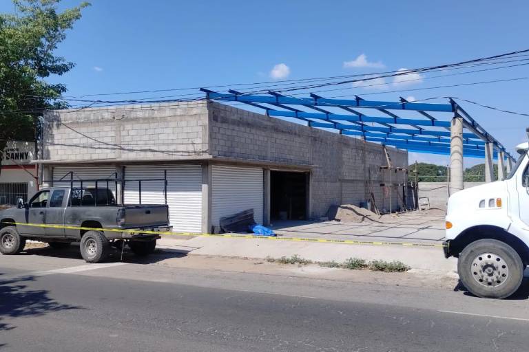 Muere soldador tras caer en plena obra en San Pedro, Navolato