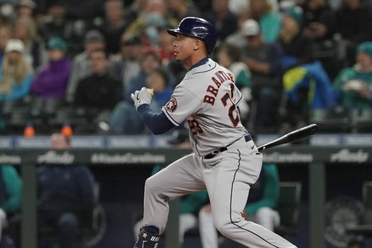 Astros retiene a Michael Brantley con pacto de un año