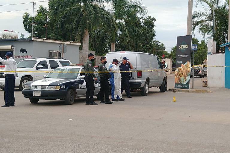 Atacan a balazos a dirigentes agrícolas en Guasave; hay dos muertos
