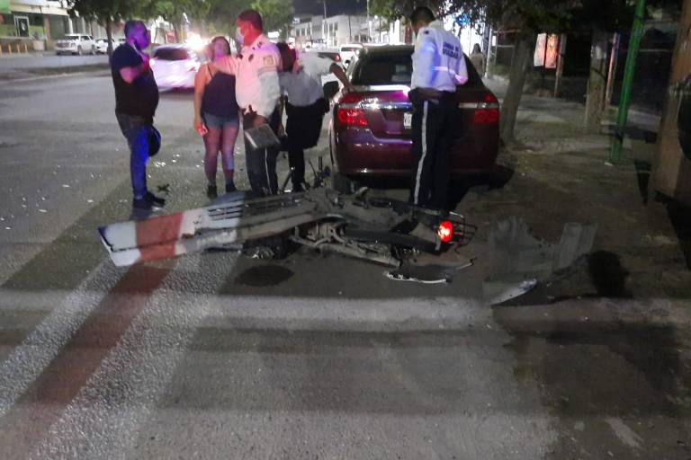 Joven motociclista resultó herido en accidente en El Vallado en Culiacán