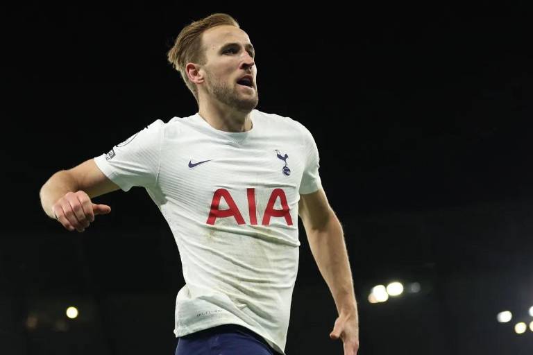 El último show de Kane le da a los Spurs una emocionante victoria ante el Manchester City