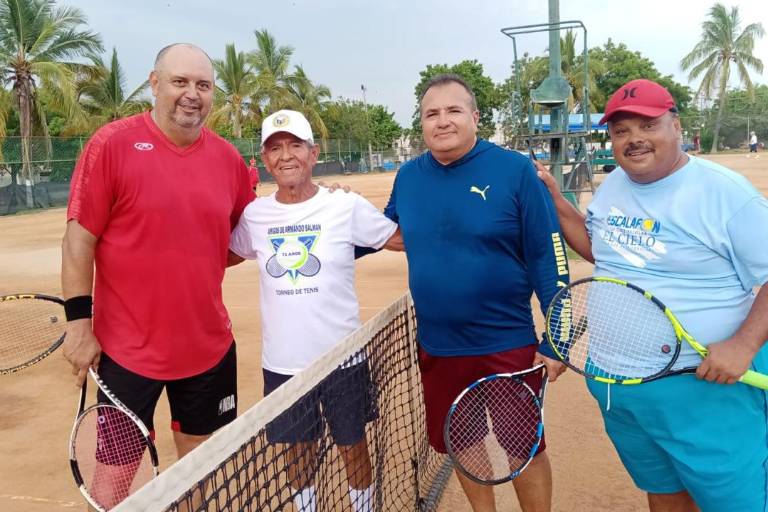 Daniel Aguirre y Katuy Inda se cuelan a semifinales de la Copa Novatos Plus