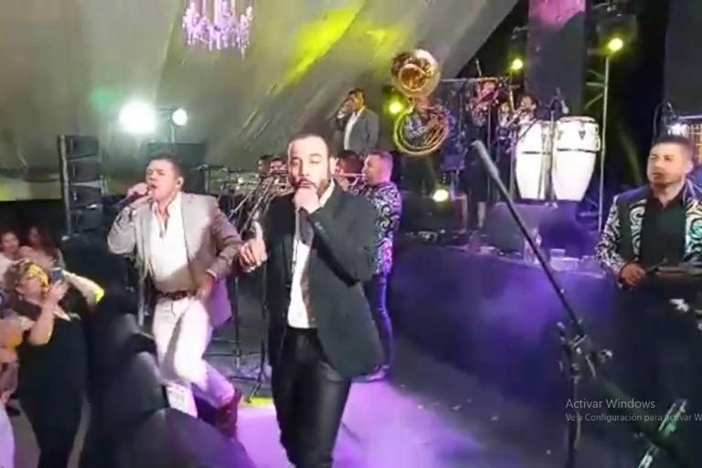Jorge Medina y Germán Montero cantan juntos como Las Voces Más Arrolladoras