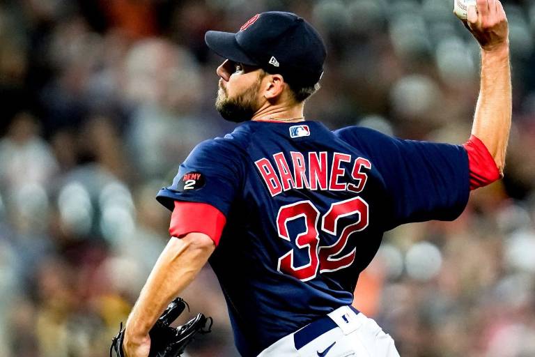 Matt Barnes pasa a Marlins en cambio con Boston por Bleier