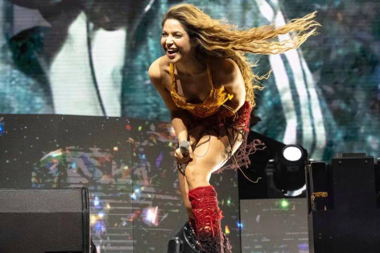 Anuncia Shakira el tour mundial ‘Las mujeres ya no lloran’