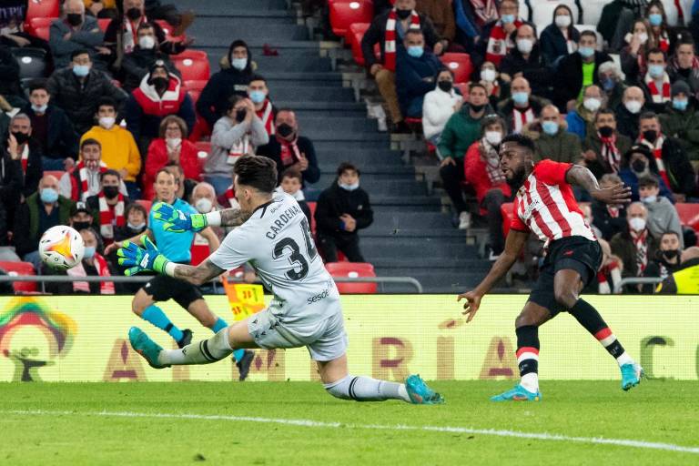 El Athletic frena al Levante y mira a Europa