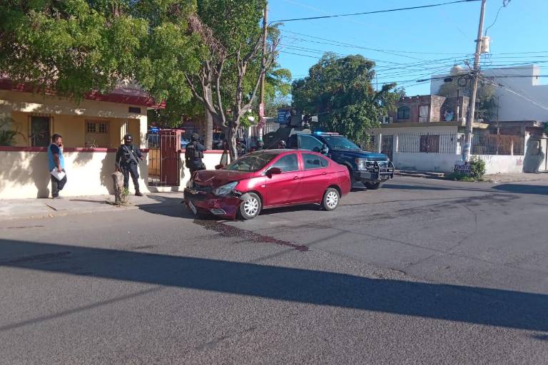 Involucra accidente a una patrulla de la Policía Estatal en la colonia Libertad