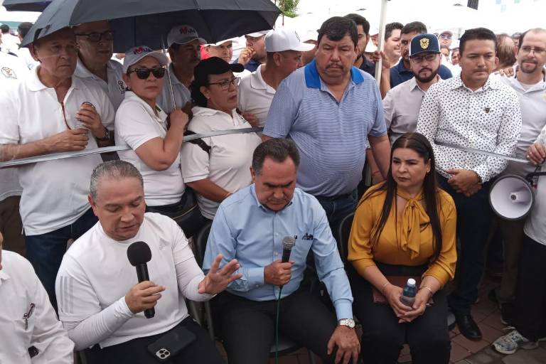 Dan receso de 2 horas en audiencia inicial del Rector de la UAS