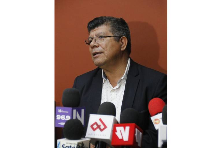 Problema de salarios de docentes es por temas administrativos, asegura Diputado