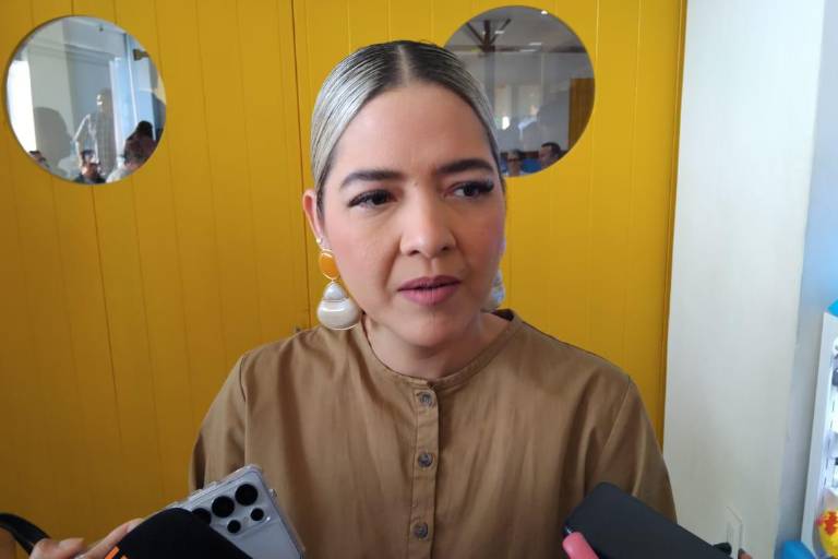 Confirma Alcaldesa de Mazatlán a Óscar García en Cultura