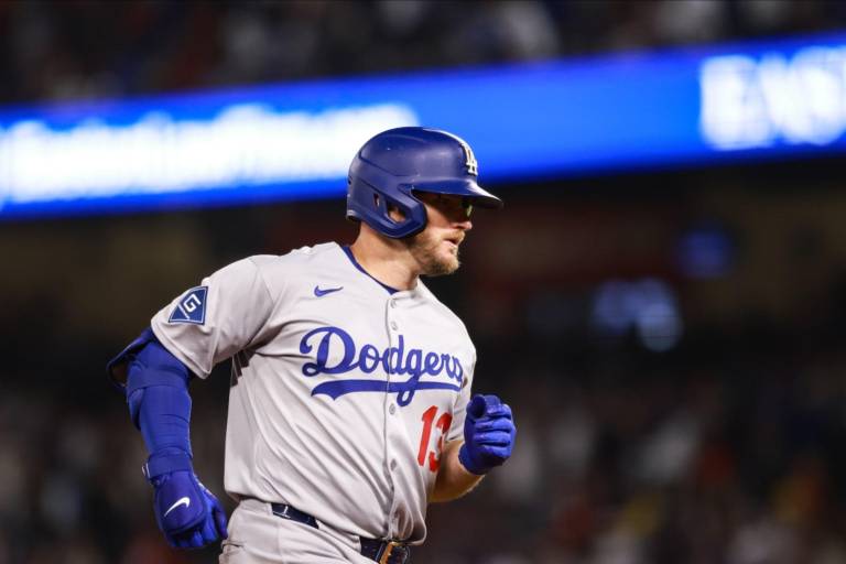 Muncy rumbo a la lista de lesionados por una distensión del oblicuo derecho