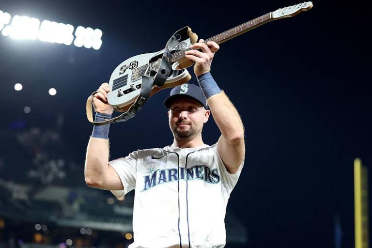 Cal Raleigh es el primer Marinero en llegar a 50 jonrones desde Ken Griffey Jr.