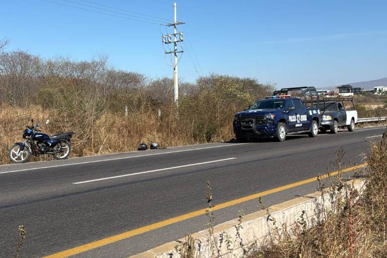 Hieren de bala a motociclista por el Libramiento La Costerita, al sur de Culiacán