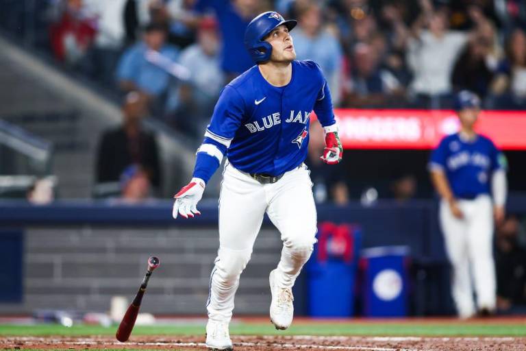 Azulejos concluyen con buena nota una dura serie contra Medias Rojas