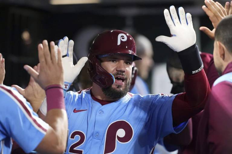 Schwarber se convierte en el 21er toletero con cuatro jonrones en un partido