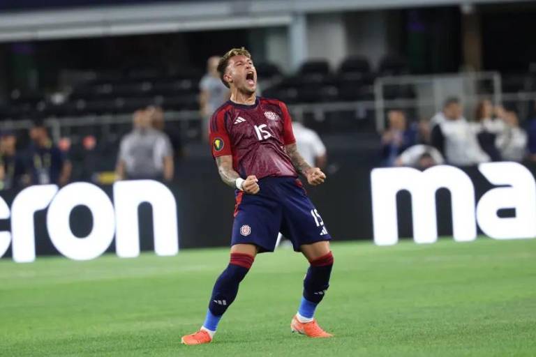 Costa Rica remonta y vence a República Dominicana en la Copa Oro 2025