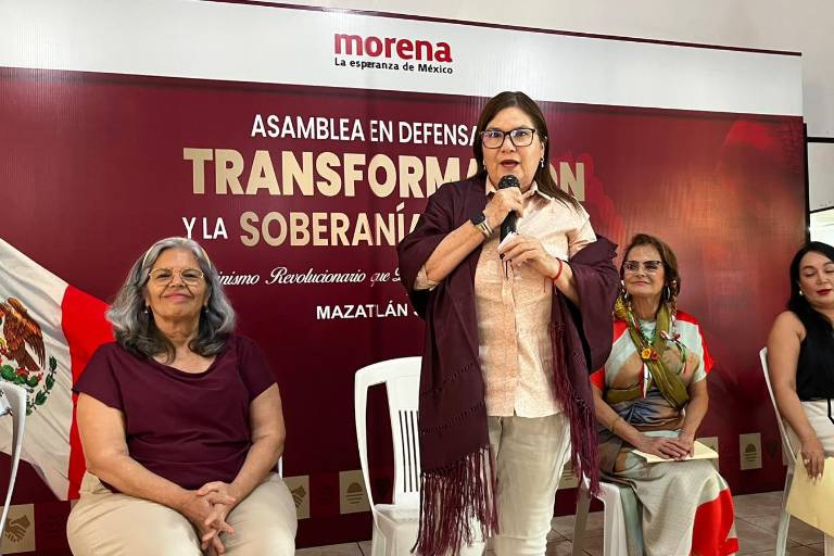A la Asamblea Informativa asistieron cerca de 200 personas asistentes, la mayoría mujeres.