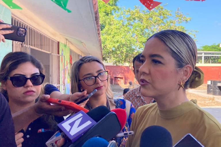 ‘A nuestros hermanos duranguenses los esperamos aquí’: Alcaldesa de Mazatlán