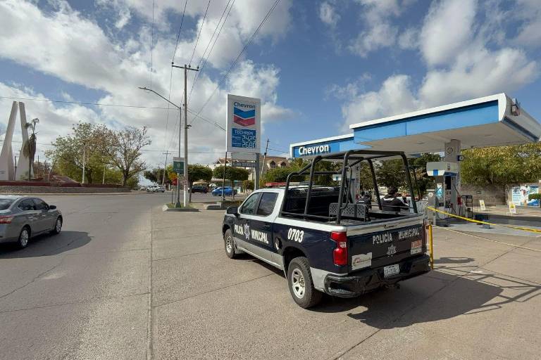 Balean a trabajador de gasolinera de Villa Universidad, en Culiacán