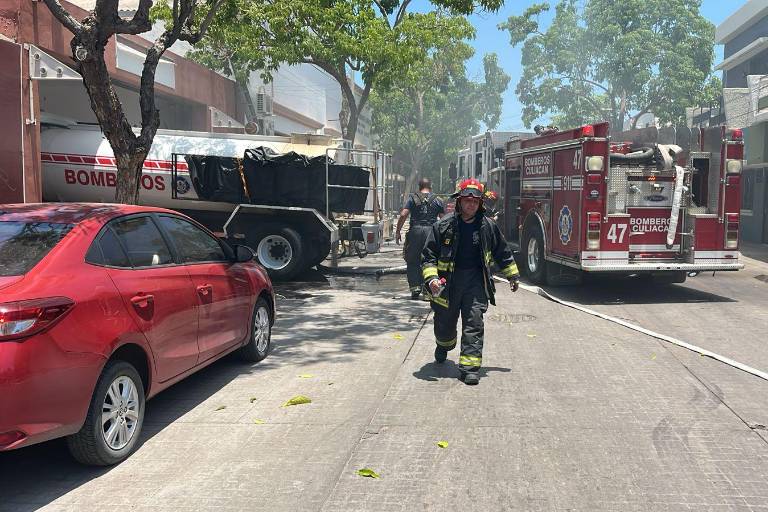 Falla eléctrica provocó incendio en instalaciones de la UAS en el Centro de Culiacán
