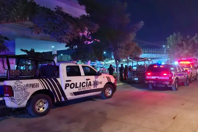 La tarde del 27 de noviembre fueron atacadas con un explosivo las instalaciones de Seguridad Pública de Mazatlán.