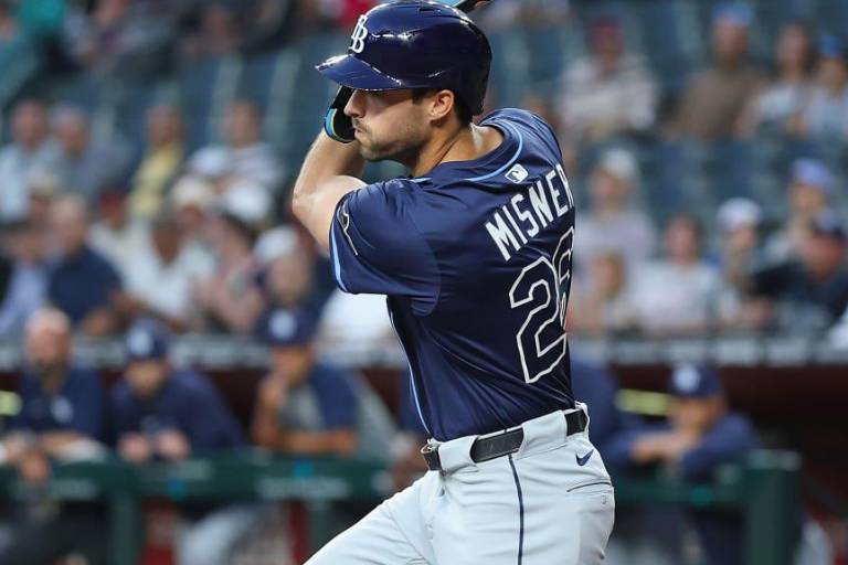 Los Reales adquieren de los Rays al jardinero Kameron Misner