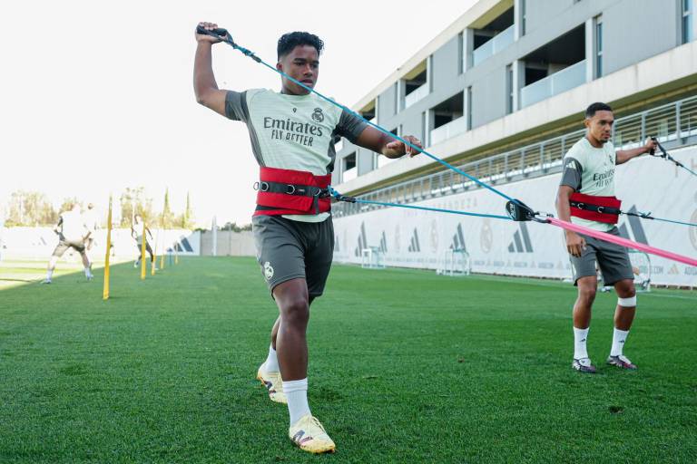 El Real Madrid inicia el camino hacia el gran anhelo de Mbappé