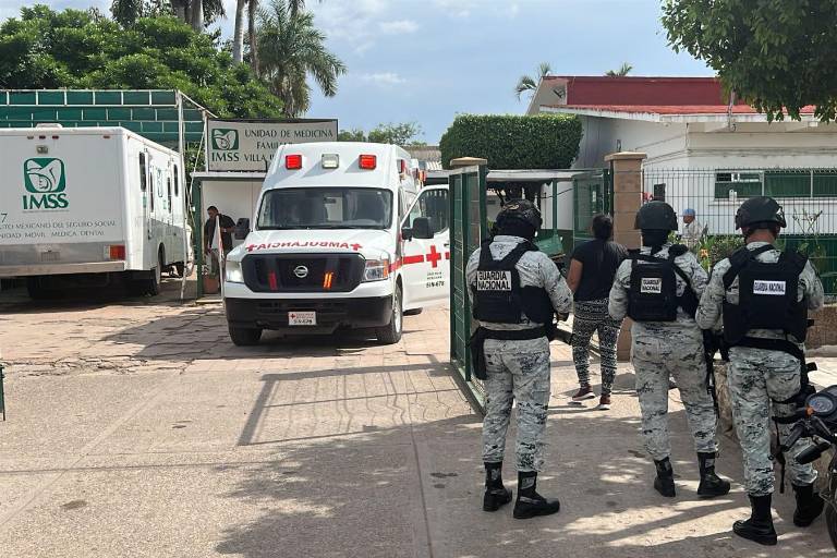 Dejan hombre asesinado frente al IMSS de Villa Juárez, en Navolato