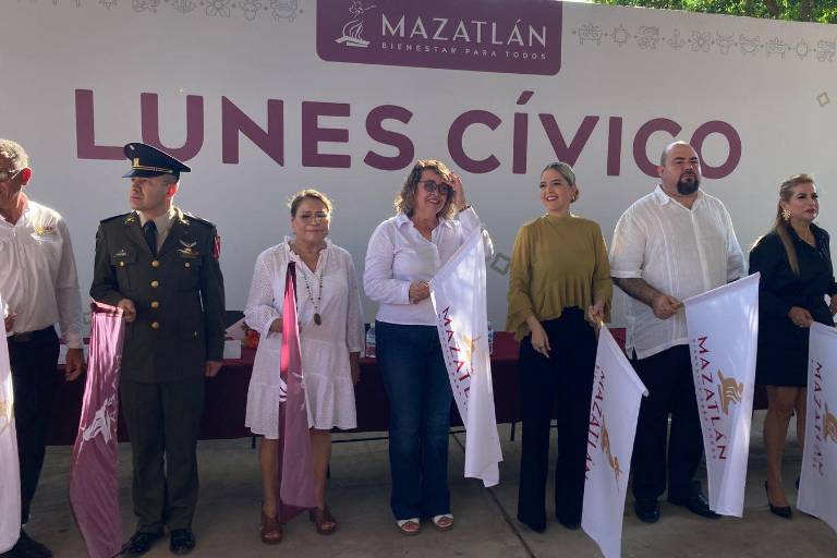 Dan banderazo de inicio de barda perimetral en Jardín de Niños en El Castillo