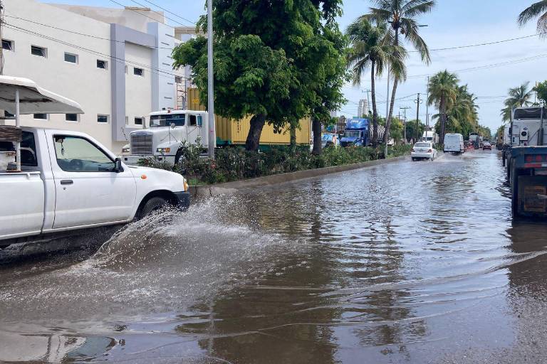 Más de 20 colonias de Mazatlán resultaron afectadas por las lluvias: PC