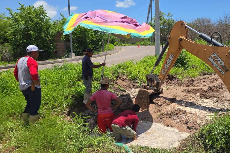 Por fuga en acueducto, Escuinapa se quedó sin suministro de agua potable