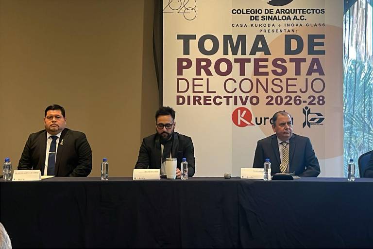 Rinde protesta el nuevo consejo directivo del Colegio de Arquitectos de Sinaloa