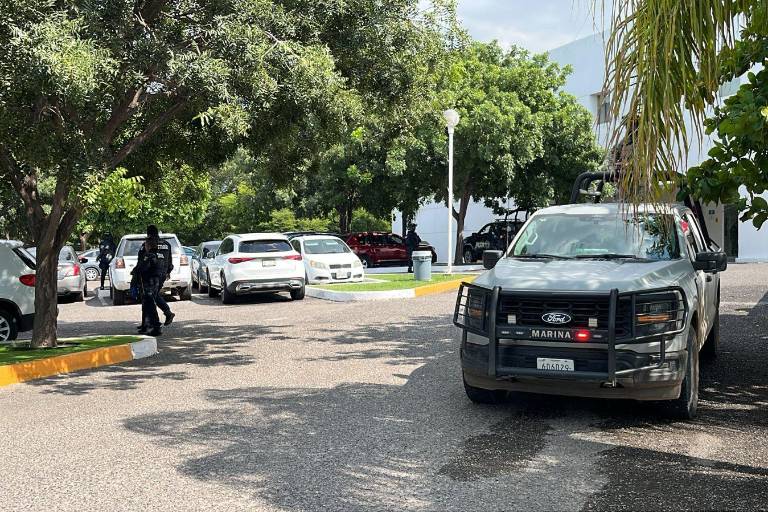 Confirma Rocha que iba su nieta en agresión a elementos estatales; resultó ilesa