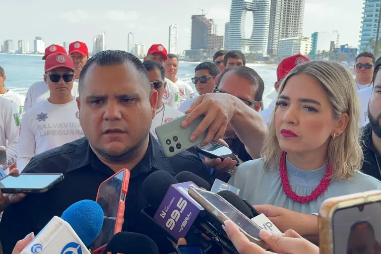 El Secretario de Seguridad Pública de Mazatlán reporta que han hecho recorridos por la zona de El Quelite ante denuncias de explosiones.
