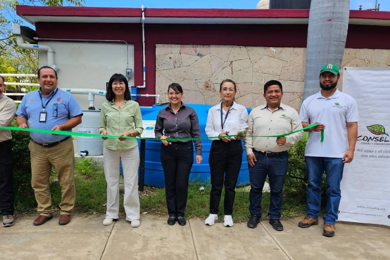 Inaugura Conselva sistema de captación de agua de lluvia en preparatoria de Mazatlán
