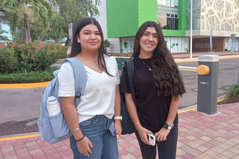 Regresan alumnos de Tecmilenio a nuevo ciclo escolar