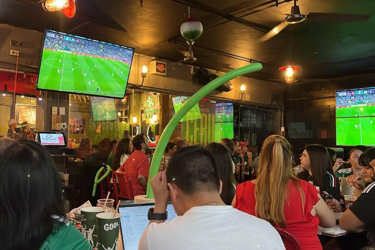 Festeja la afición sinaloense tercer triunfo de la selección mexicana