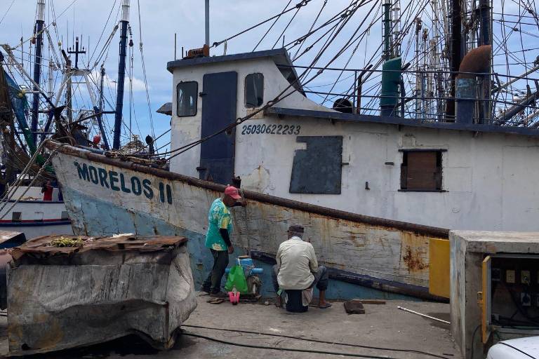 Camaroneros realizan pruebas de motor y refrigeración, a dos semanas de iniciar capturas