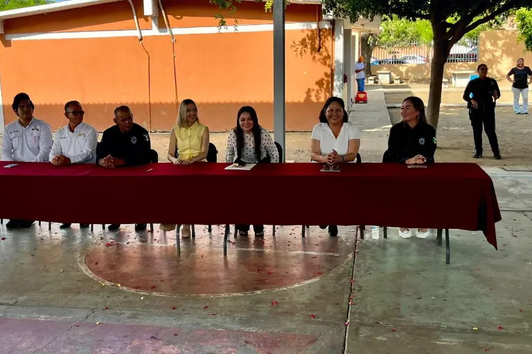 En la Primaria “Miguel Hidalgo” de la comunidad de El Castillo, en Mazatlán, firman el Compromiso por la Prevención al Delito y la Violencia.