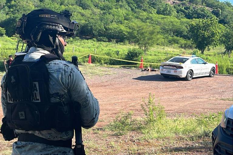 Localizan cadáver frente a panteón de La Campana, Culiacán