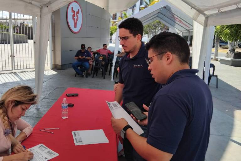 Acuden a la campaña de salud para el hombre de Fundación Venados Vizsla