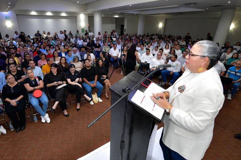 Hoy la educación es acto de justicia social y tiene rostro de mujer: Graciela Domínguez