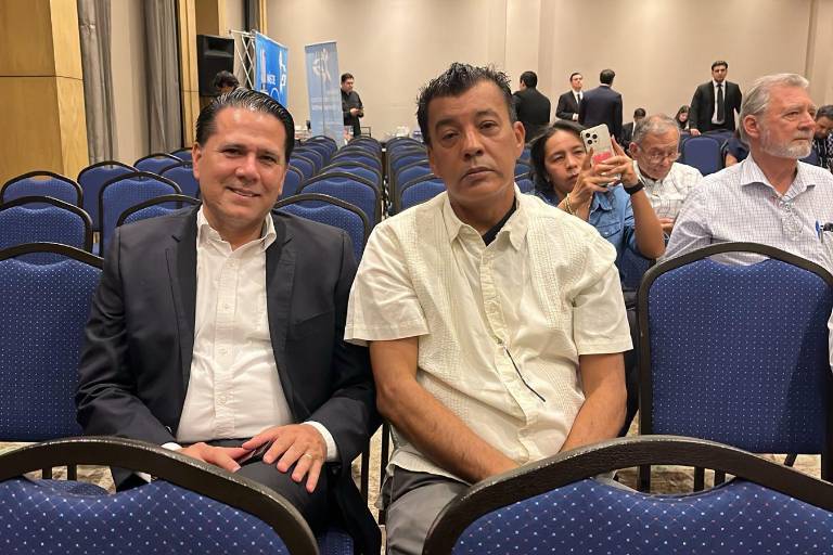 Rinde protesta el nuevo consejo directivo del Colegio de Arquitectos de Sinaloa