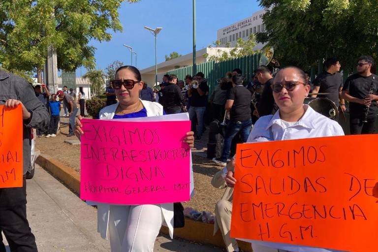 Personal de Hospital General de Mazatlán exige soluciones ante falta de insumos en visita de Claudia Sheinbaum