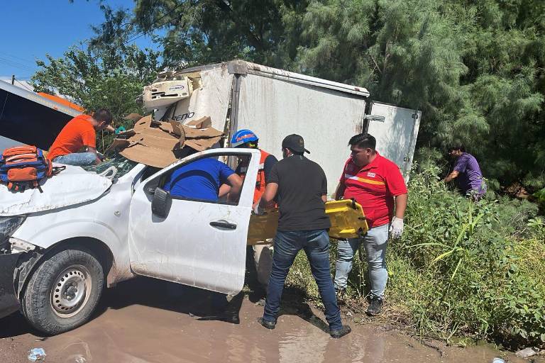 Muere segunda víctima del choque entre autobús y camión en el sur de Culiacán