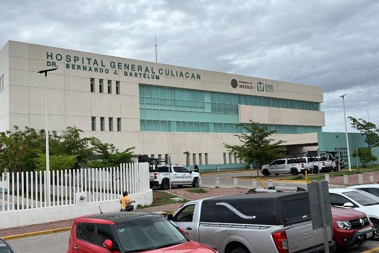 Joven herido de bala es abandonado en hospital de Culiacán