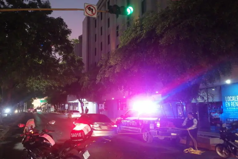 Lluvias movilizan a policías municipales para atender incidentes en Culiacán