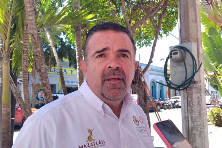 Revisará PC los dos puentes vehiculares de la Marina que presentan fracturas, en Mazatlán