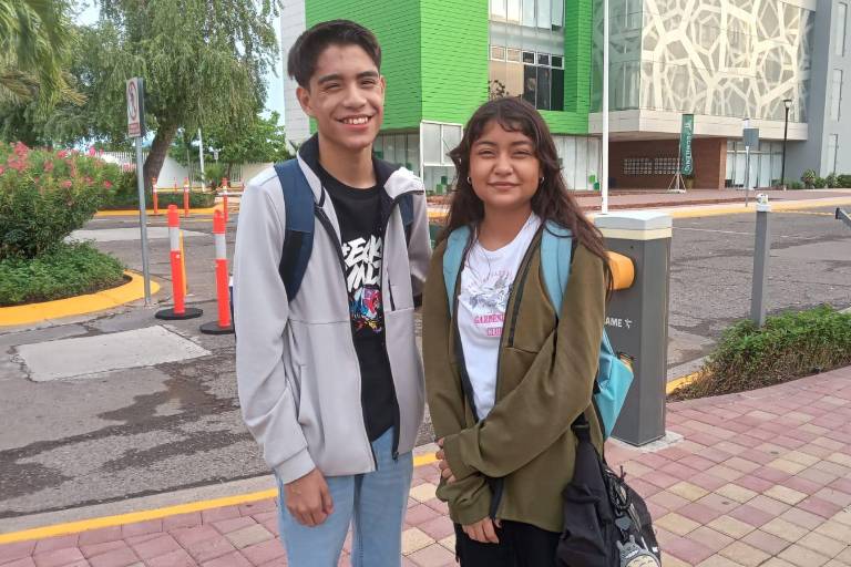 Regresan alumnos de Tecmilenio a nuevo ciclo escolar